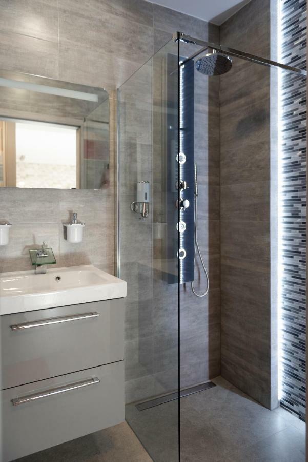 Apartament Elegance Pink Rewal Ngoại thất bức ảnh