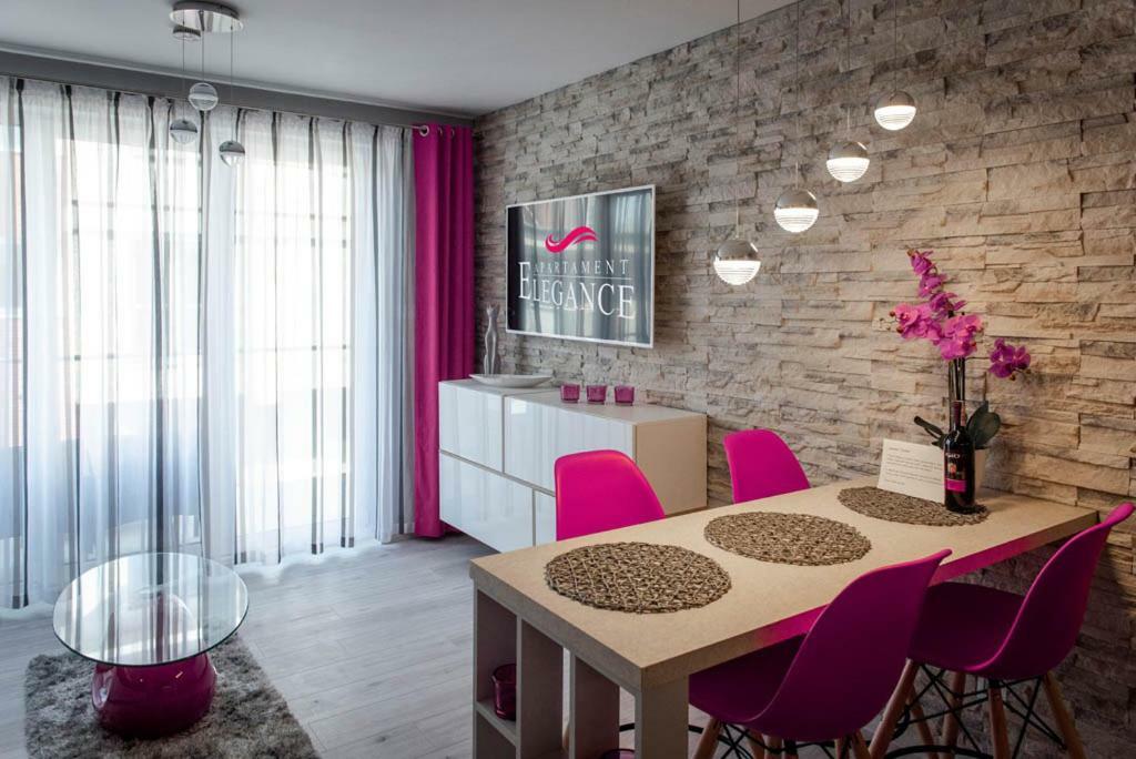 Apartament Elegance Pink Rewal Ngoại thất bức ảnh